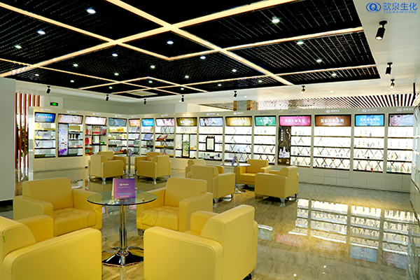 護膚品加工廠:美妝店鋪的跨界標準？