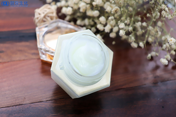 如何選擇適宜的保濕產品-歐泉生化